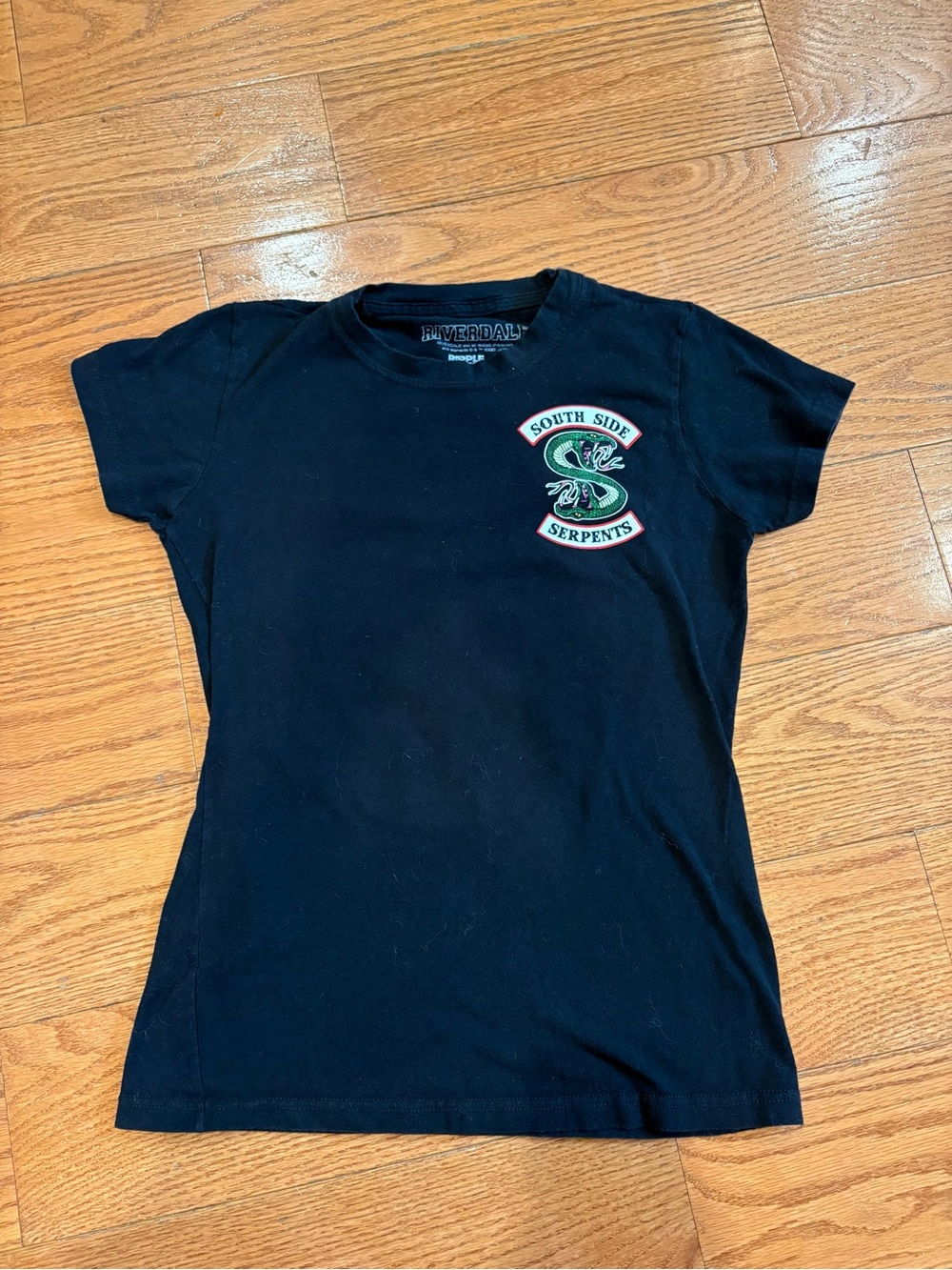 Riverdale South Side Serpents Graphic Tee Women’s Small Black TV Show Shirt